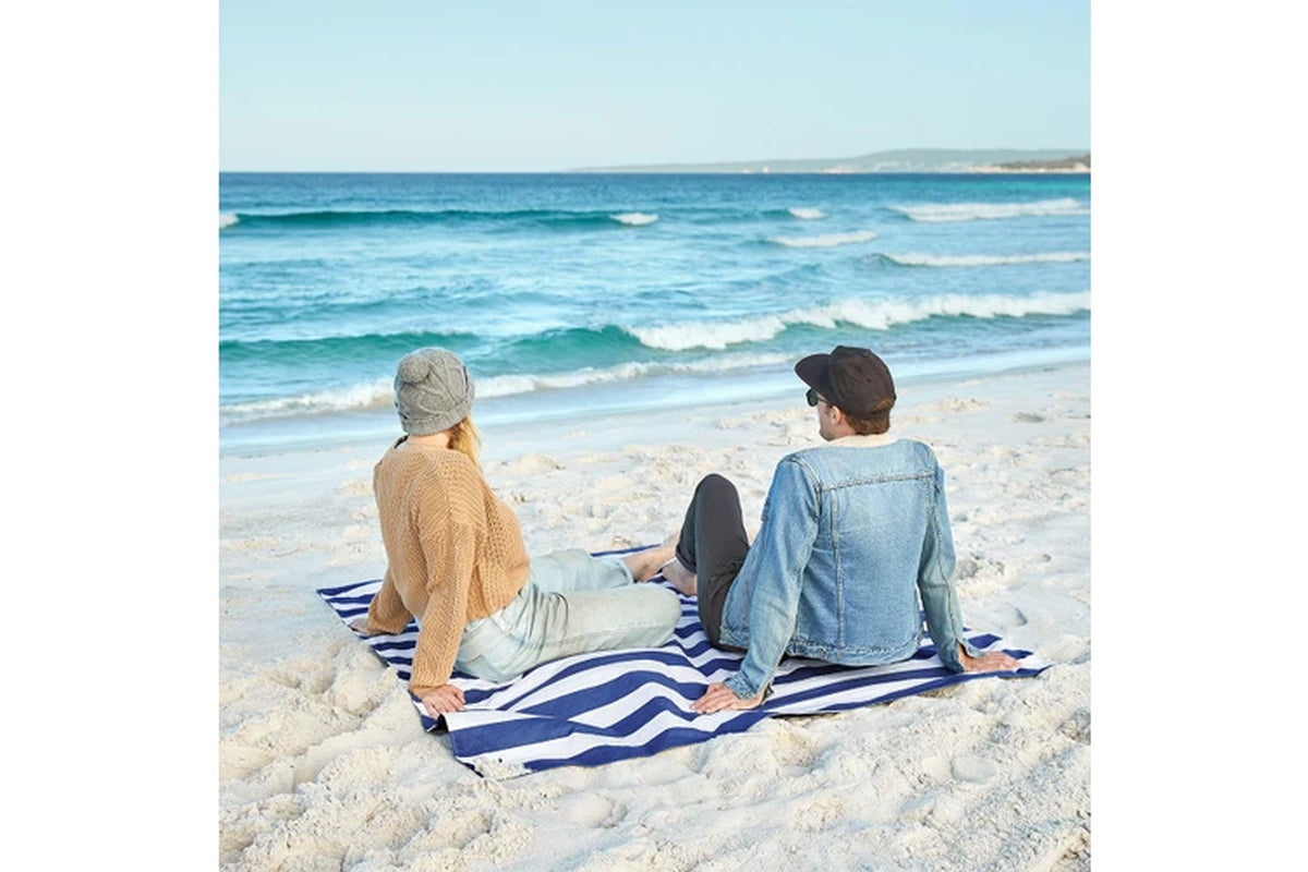 EcoDrop x Dock & Bay 100% Recycled Picnic Blanket