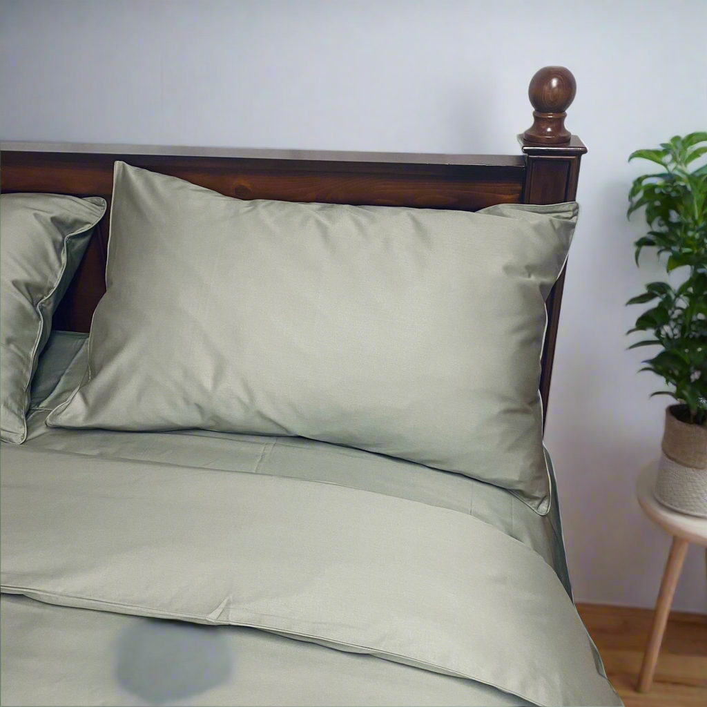 EcoDrop Organic Cotton Bedding Set – GOTS Certified Quilt Cover & Flat Sheet (Queen/King)