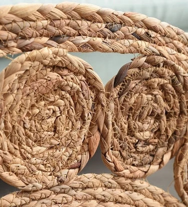 EcoDrop Handwoven Seagrass Floor Mat – 80cm Round Natural Rug-2