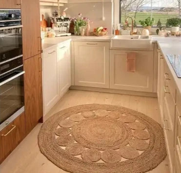 EcoDrop Handwoven Seagrass Floor Mat – 80cm Round Natural Rug-3